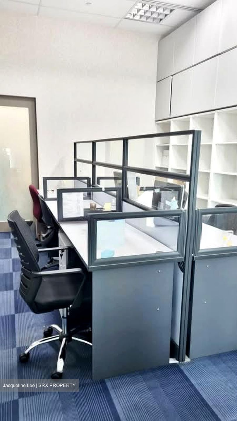 Arc 380 (D8), Office #575424051